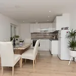 Apartment Strawberry